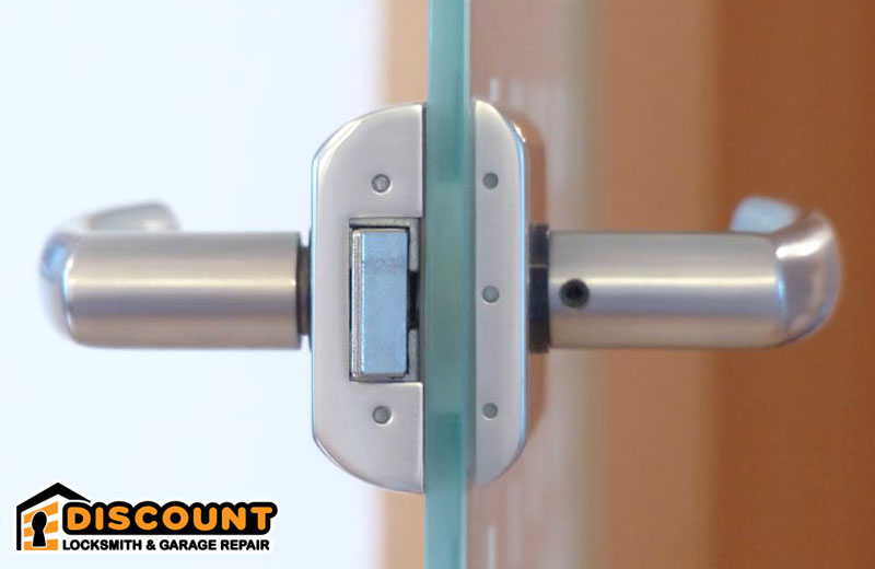 Commercial Door Lock Installation